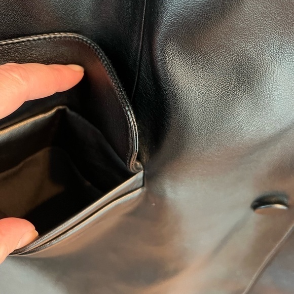 Good American Leather Unisex Blazer - Picture 9 of 16